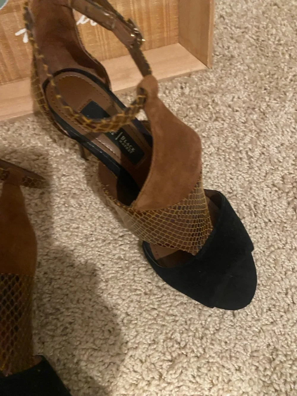 White House Black Market Heels Size 6.5